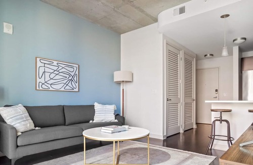 Uptown Apartment | Dreamy Upper Downtown 1BR w/ Gym & Pool near 16th St Mall, by Blueground