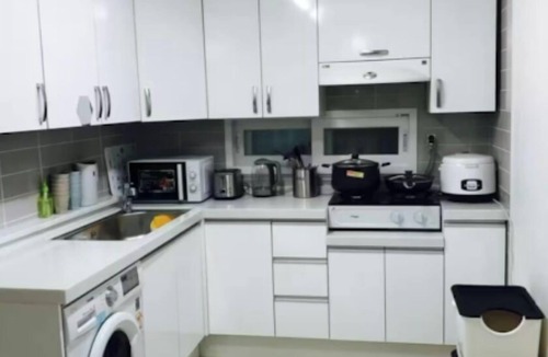 Itaewon Apartment | Duck Duck House