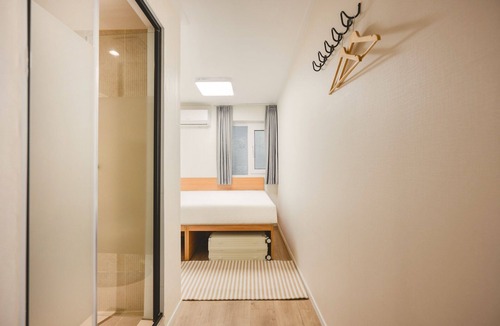 Sinchon-dong Hotel | EASY STAY in Sinchon Hongdae