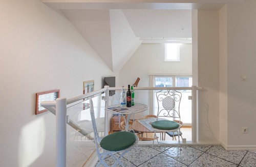 Zentrum Apartment | Ebb and flow vacation apartment for up to 2 people