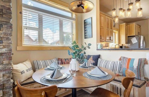 Granby Cabin | Edgewater Cabin on the Fraser River | 3BR Sleeps 7 | Kids Trout Pond & Pool