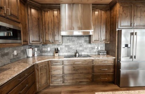 Ashton Cabin | Elegant Grand Cabin w/Hot Tub