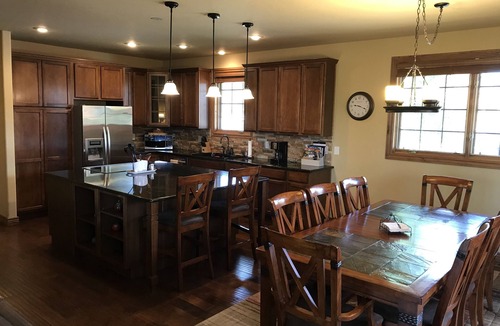 Fraser House | Elk Court Luxury Mountain Retreat, Sleeps up to 16 people