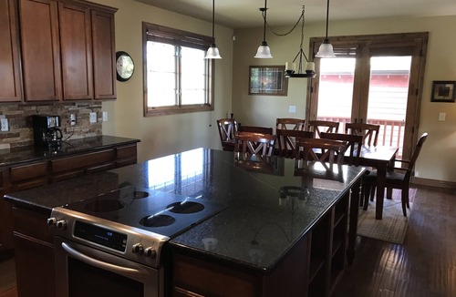 Fraser House | Elk Court Luxury Mountain Retreat, Sleeps up to 16 people