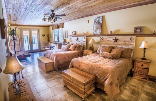 Pagosa Springs Bed & Breakfast | Elktrace Bed & Breakfast