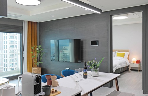 Busan Apartment | ElMomento Osiria