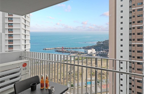 Busan Apartment | ElMomento Osiria