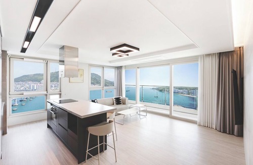 Seo Apartment | Elmomento Songdo