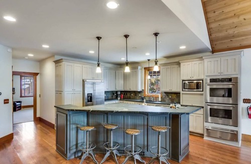 Fraser House | Emberwood Lodge Winter Park, Colorado