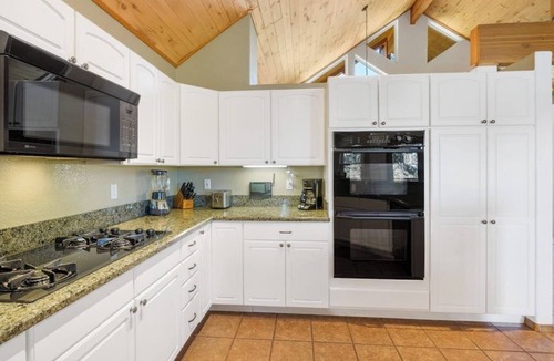 Pagosa Springs House | Enchanting home with skiing, firepit, game room, balcony, & washer/dryer