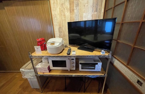 Higashikagawa House | Enjoy a retropop travel atmosphere in a port town/Higashikagawa City Kagawa