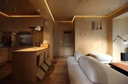 Pyeongtaek Bed & Breakfast | Entire apartment or single rooms in Homegarden Park near Camp Humprehys