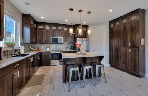 Moab Condo | Entrada 417 | 3BR Luxury Townhome, Pool, Hot Tub, Garage