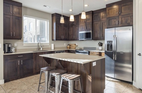 Moab House | Entrada 631| Pet Friendly I Pool & Hot Tub I Garage