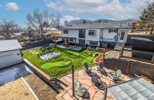Cheyenne Meadows House | Epic Family Home: Mini-Golf, Sauna, Hot Tub, Games