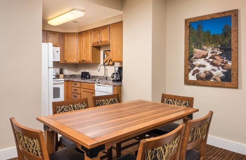 Estes Park Resort | Estes Park | Estes Park Lodge Stay | Hot Tub & Fireplace | 2BR