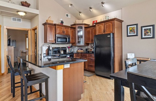 Estes Park House | Estes Park Retreat w/Views, Heated Pool, Minutes to Town
