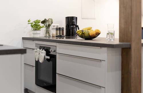 Wollmatingen Apartment | Exclusive (DG) new-build vacation apartment with distant views
