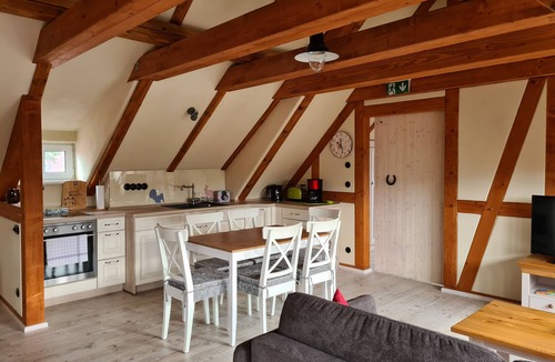 Obercunnersdorf Apartment | Experience monument protection: Stylish half-timbered attic with a feel-good climate