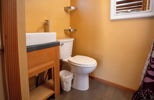Lyons Resort | Experience Tiny Living at Blue Spruce – Peaceful Retreat Near RMNP & Lyons
