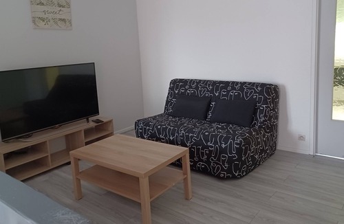 Plobsheim Apartment | F2 apartment near Europa Park, Kempherhof golf course and Lilly and Wurth companies