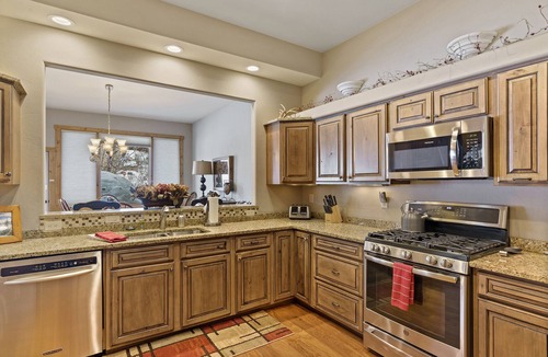 Steamboat Springs House | Families Check This one Out! Sauna| 2 living rooms| Toy Closet