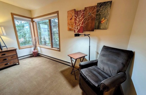 Mountain House Condo | Family-Friendly Escape | Balcony & Scenic Views