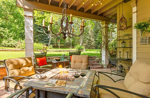 Parkside House | Family-Friendly Home with Expansive Backyard