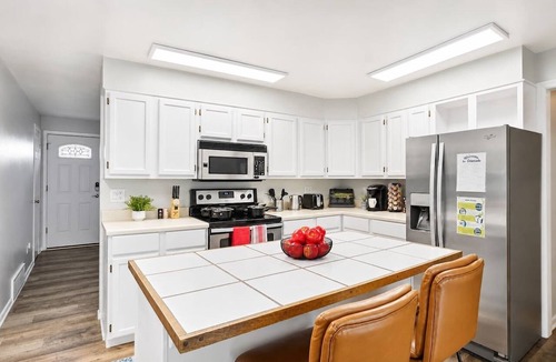 Lamar Heights Area House | Family friendly - Ping Pong -Game Rm - Fast Wifi