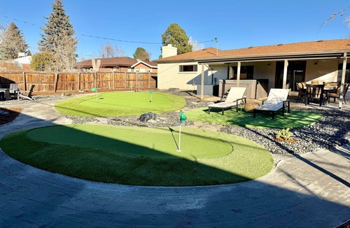 Littleton House | Family Fun Hub Games, Hot Tub, Putting Greens