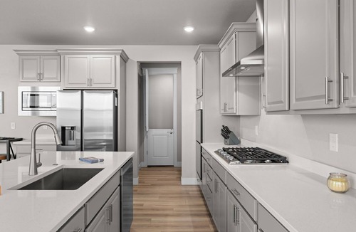 Monument House | Family Fun Retreat-Air Force-Hot Tub, Game Room