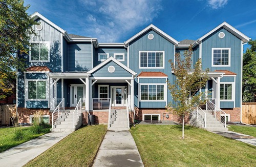 Erie House | Family Haven, Walk to Dtwn Erie: Bring Your Pets!