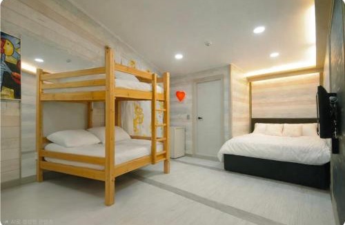 Jung-gu Hotel | Family Hotel BNB