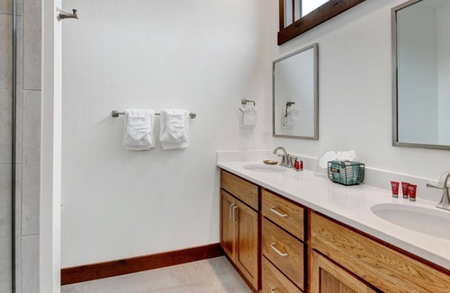 Fraser House | Family SkiWP, A new luxury home with hot tub