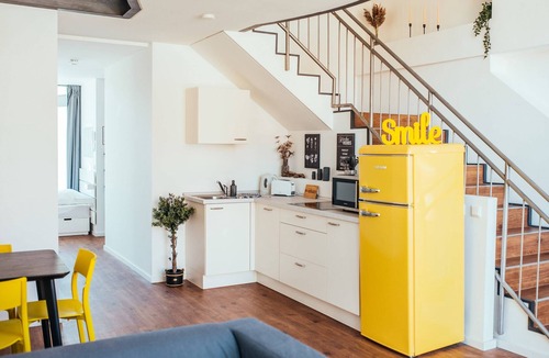 Schoeneweide Apartment | Fantastic Loft with Balcony