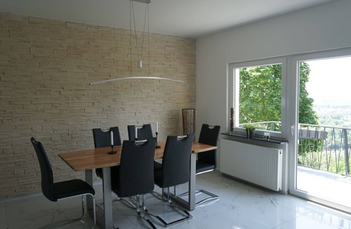 Bendorf House | Ferienhaus mit Wunderschöner Aussicht in Zentraler Lage
