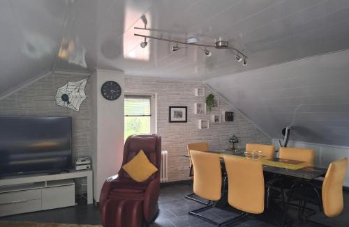 Grossenbrach Apartment | Ferienwohnung Anke Günther Dach