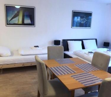 Heuchelhof Apartment | Ferienwohnung bei Würzburg