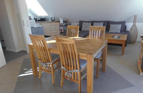 Blankenfelde-Mahlow Apartment | Ferienwohnung Blankenfelde mit Schallschutz und Parkplatz