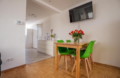 Friedrichshafen Apartment | Ferienwohnung Charlotte Sonnenschein