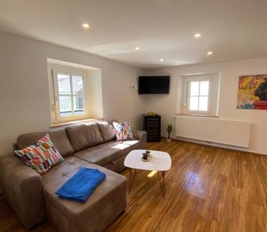 Nordheim a. Main Apartment | Ferienwohnung Scheuring 1 OG rechts