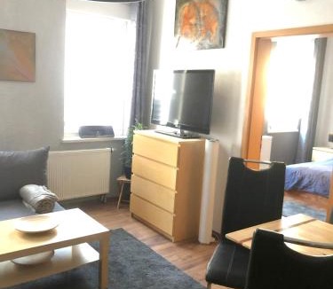 Kranichfeld Apartment | Ferienwohnung und Kunstgalerie