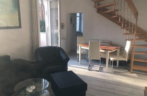 Bad Berka Apartment | Ferienwohnung Villa am Schloßberg