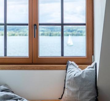 Ueberlingen Apartment | Ferienwohnungen SEEELF - Luv Stay