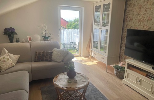 Ravensburg Apartment | Fewo in Ruhiger Lage mit Südbalkon Nahe Spieleland und Bodenseeregion