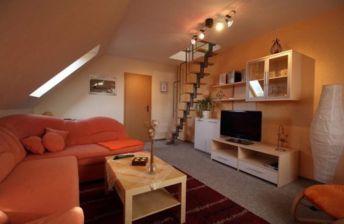Muritz Apartment | Flat with garden, barbecue and terrace
