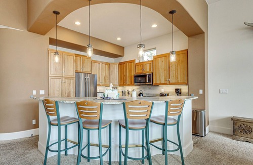 Fraser House | Fraser Townhome w/Deck, 7 Mi to Winter Park!