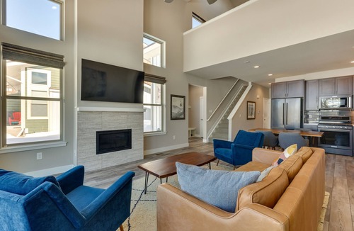 Rendezvous House | Fraser Vacation Rental - Shuttle to Winter Park!