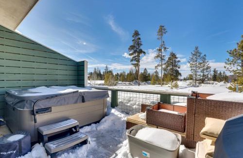 Rendezvous House | Fraser Vacation Rental - Shuttle to Winter Park!