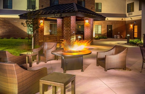 Northfield Apartment | Free Breakfast Buffet & Pool Access. Near University of Colorado Hospital.